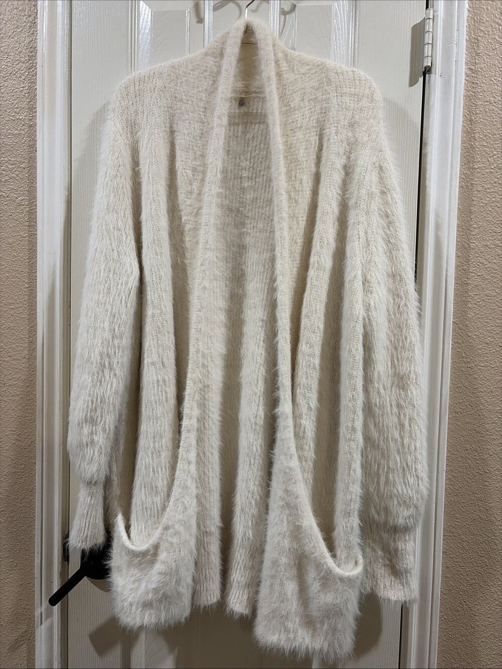 ANTHROPOLOGIE Women's Cream Soft Wool Blend Drape Front Cardigan OvrSized Large